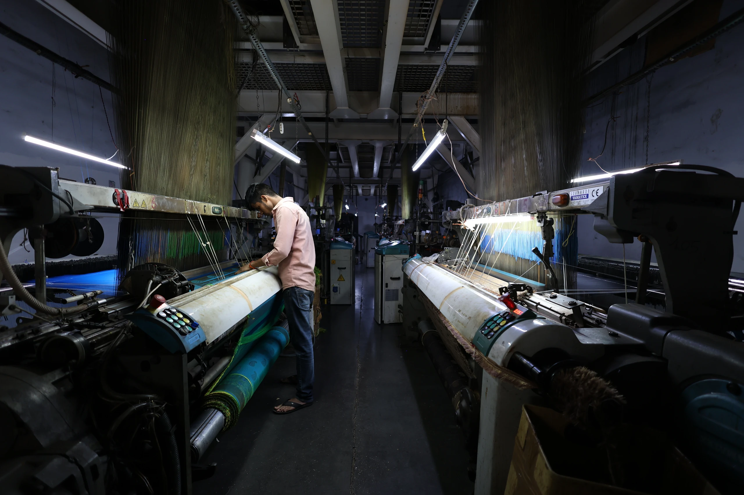 Jacquard Rapier Loom